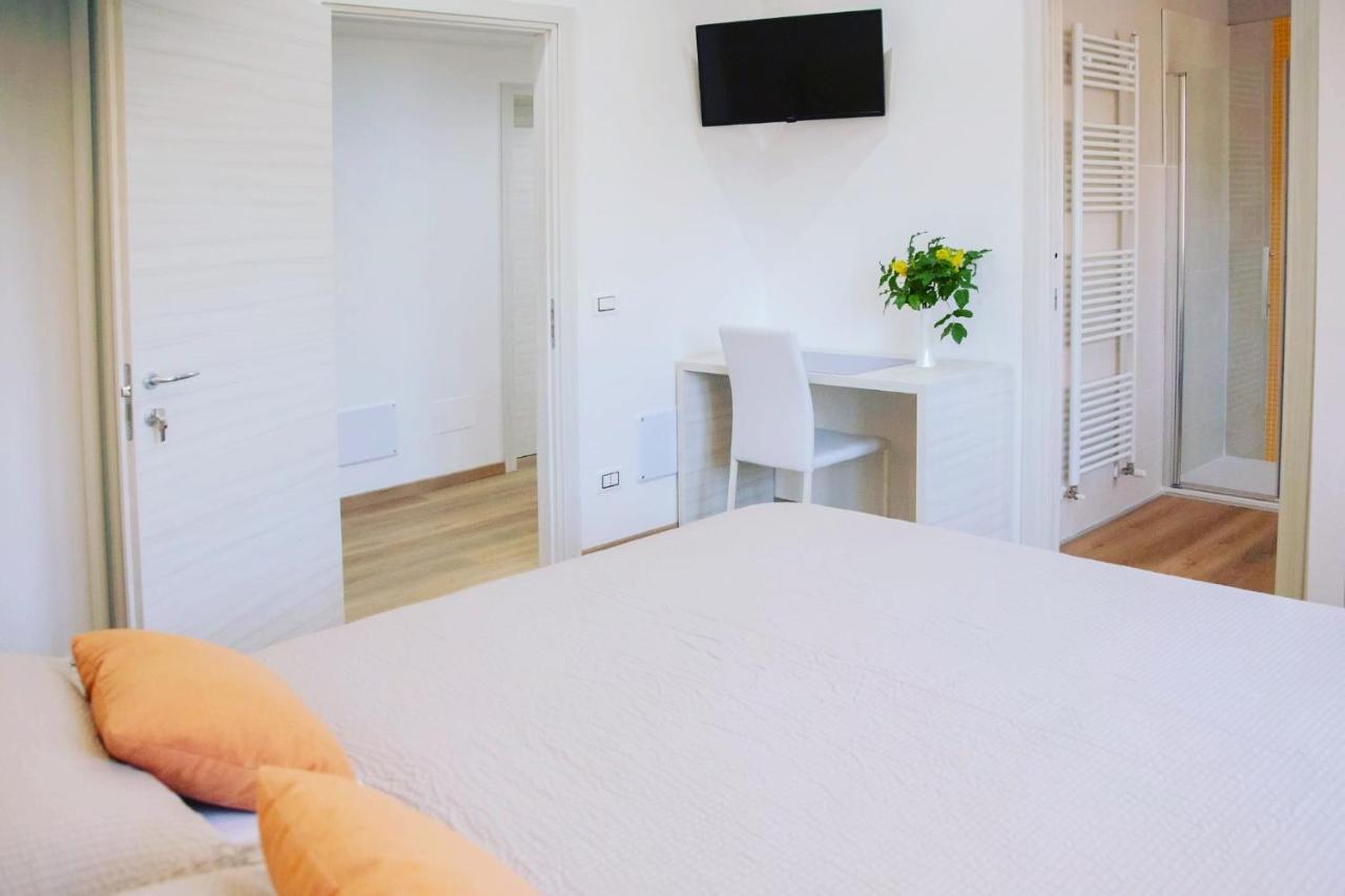 B&B Stellanova San Donnino della Nizzola Luaran gambar